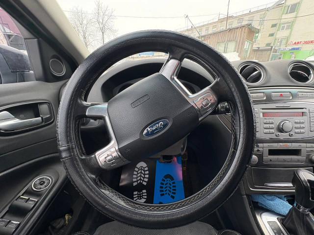 Фото автомобиля 12