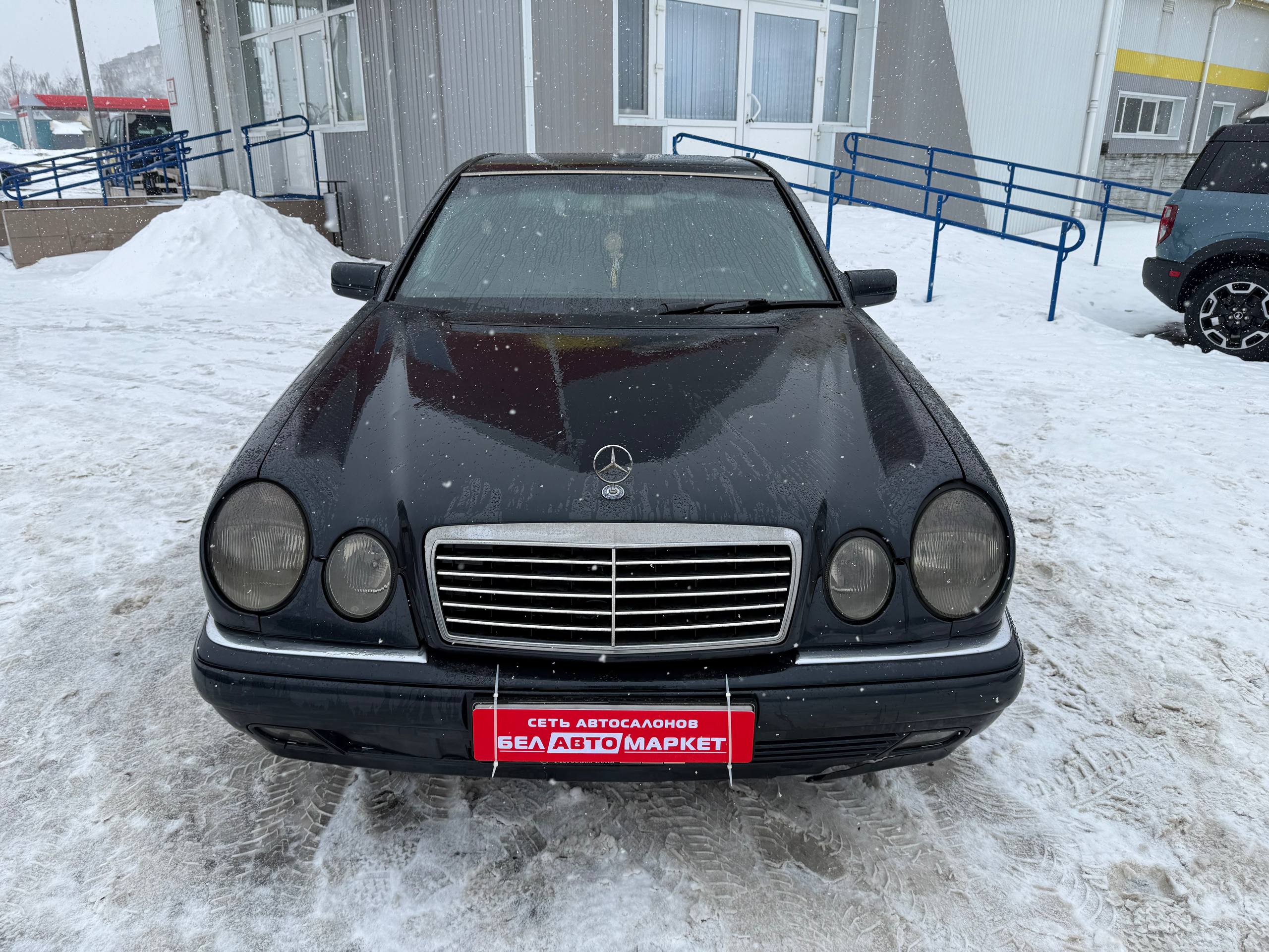 Фото автомобиля 3