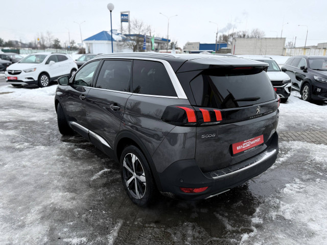Фото автомобиля 2