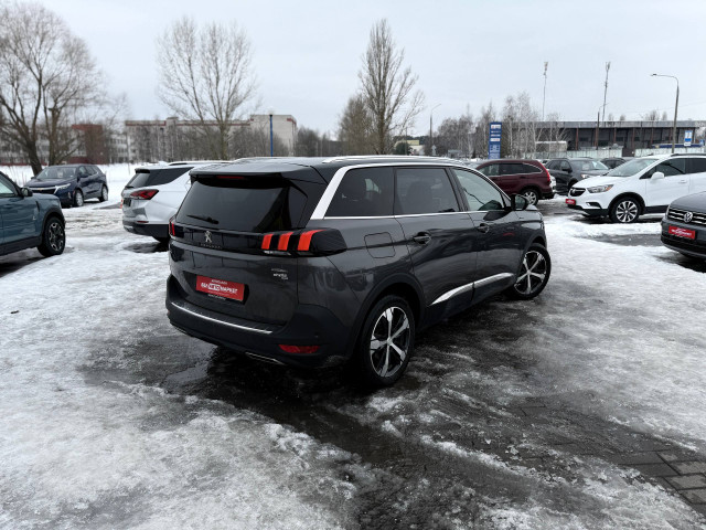 Фото автомобиля 6