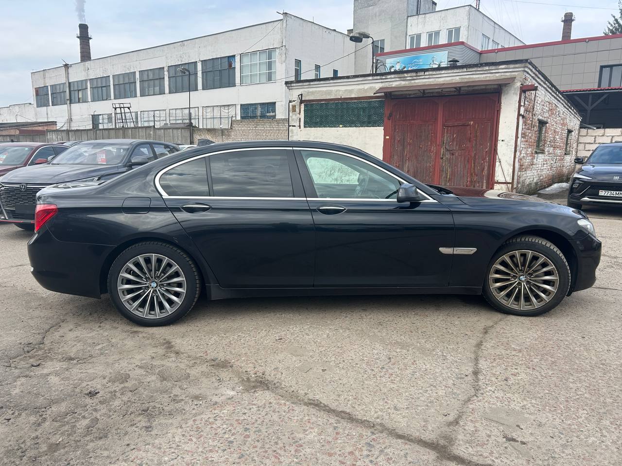 Фото автомобиля 3