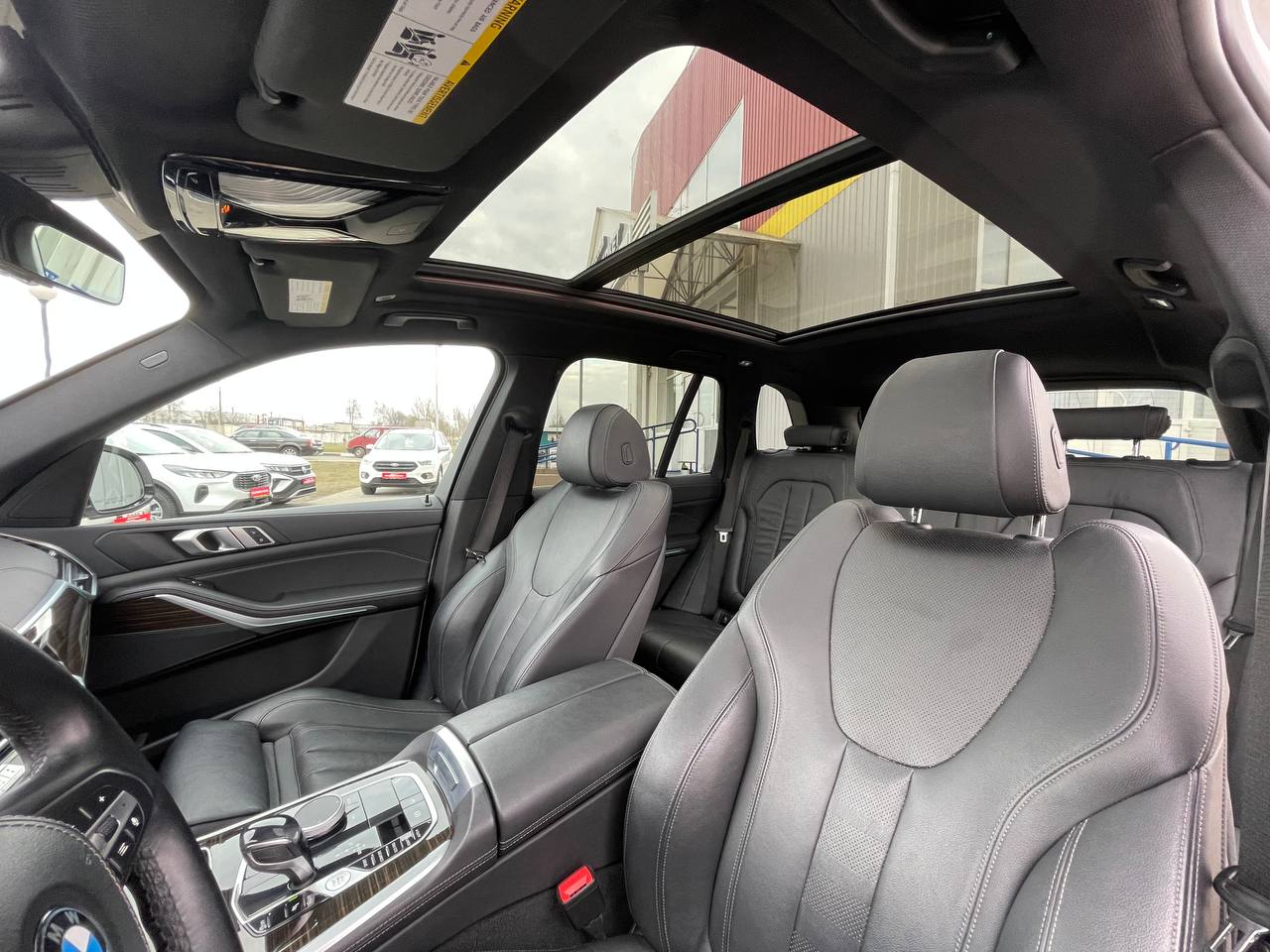 Фото автомобиля 19