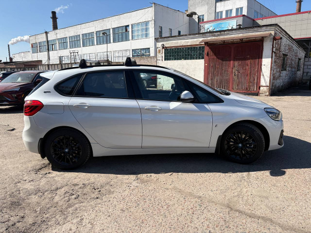 Фото автомобиля 3