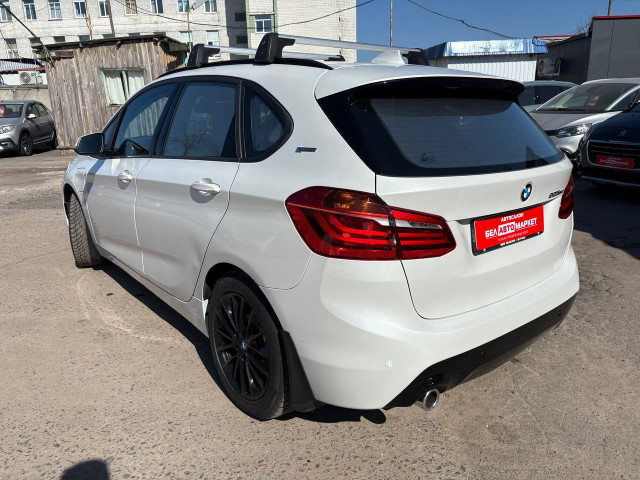 Фото автомобиля 6