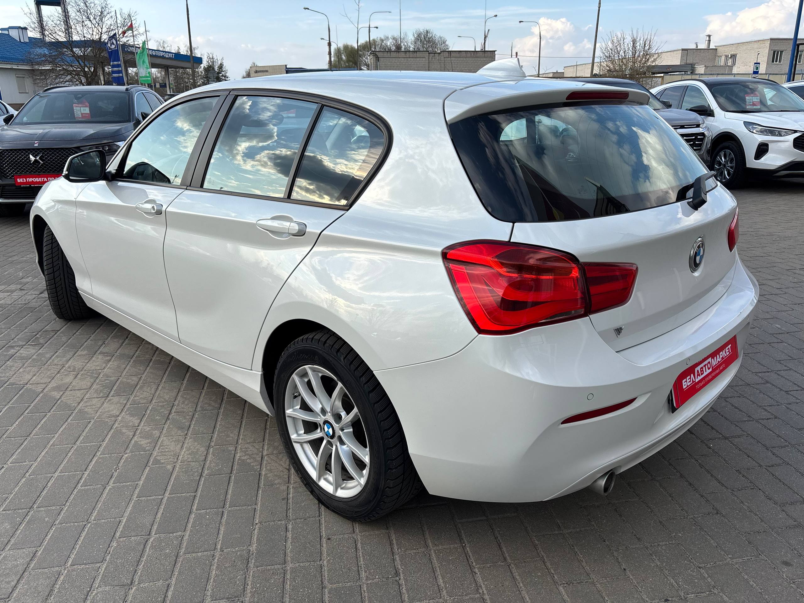 Фото автомобиля 6
