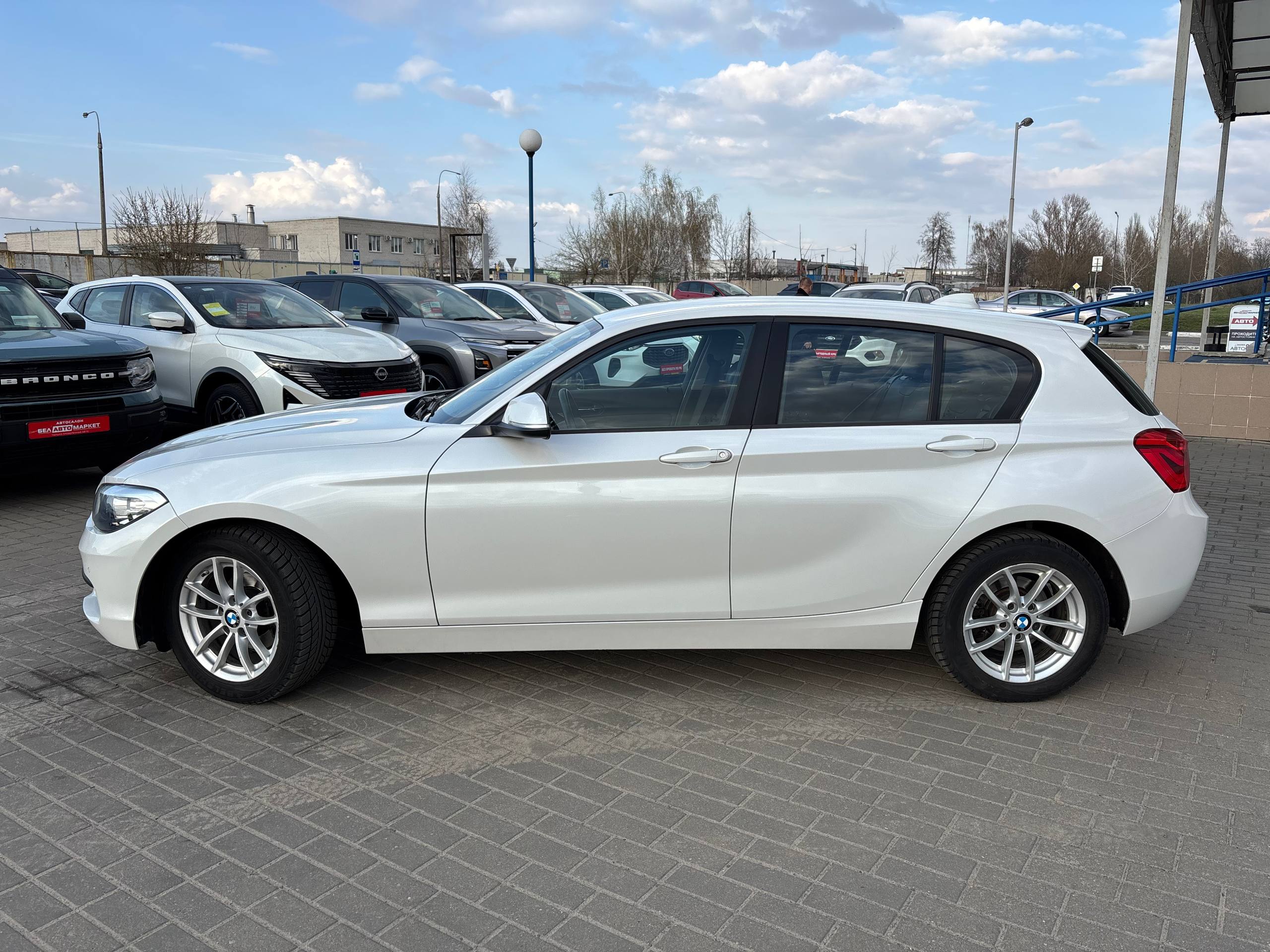 Фото автомобиля 7