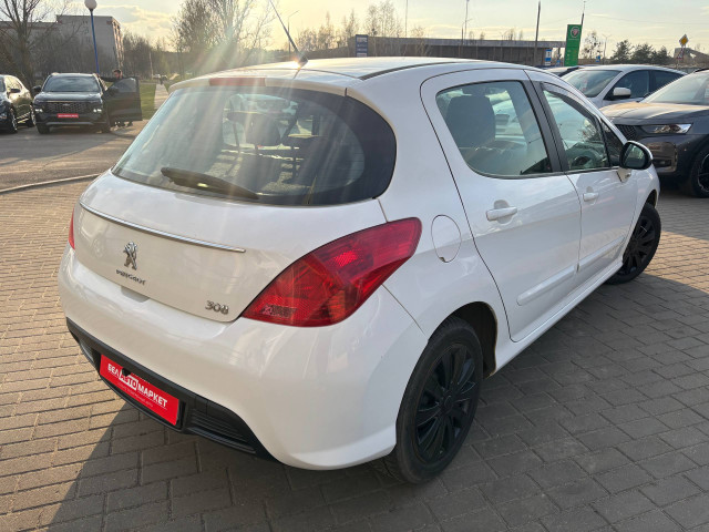 Фото автомобиля 5