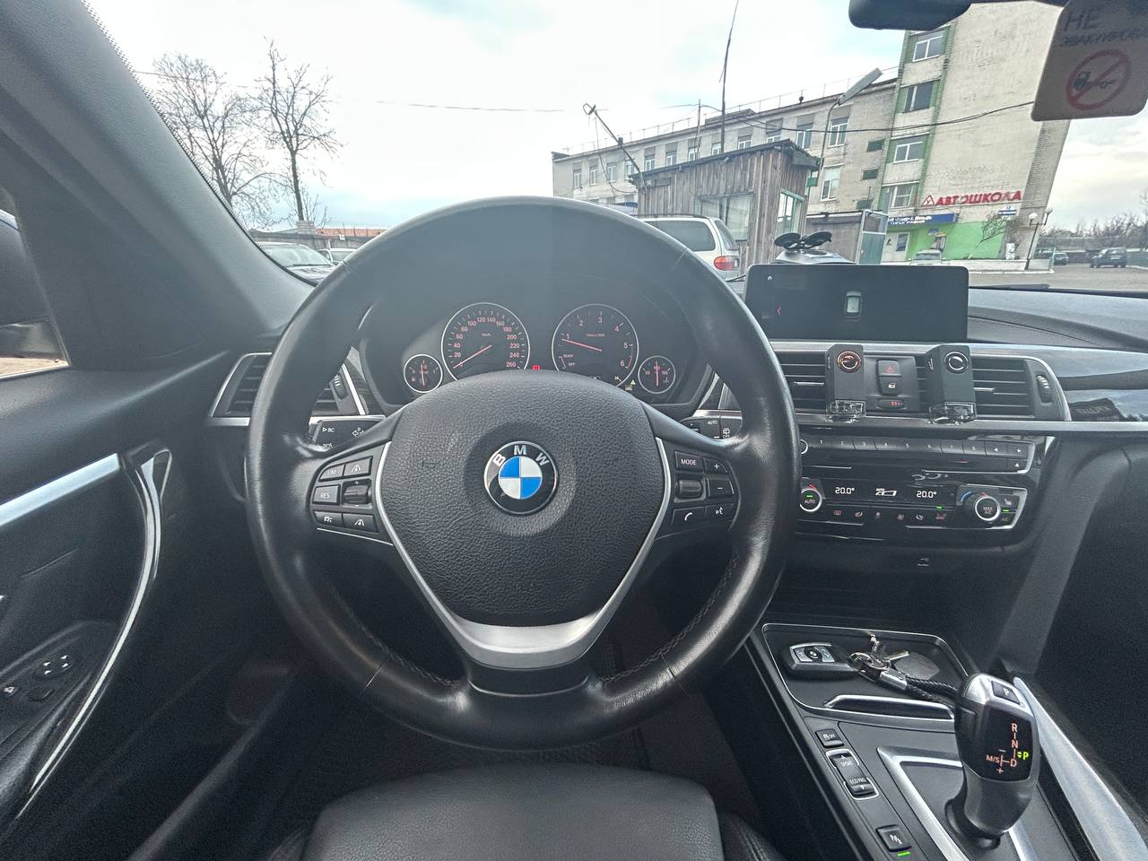 Фото автомобиля 11
