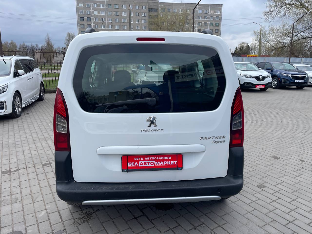 Фото автомобиля 10