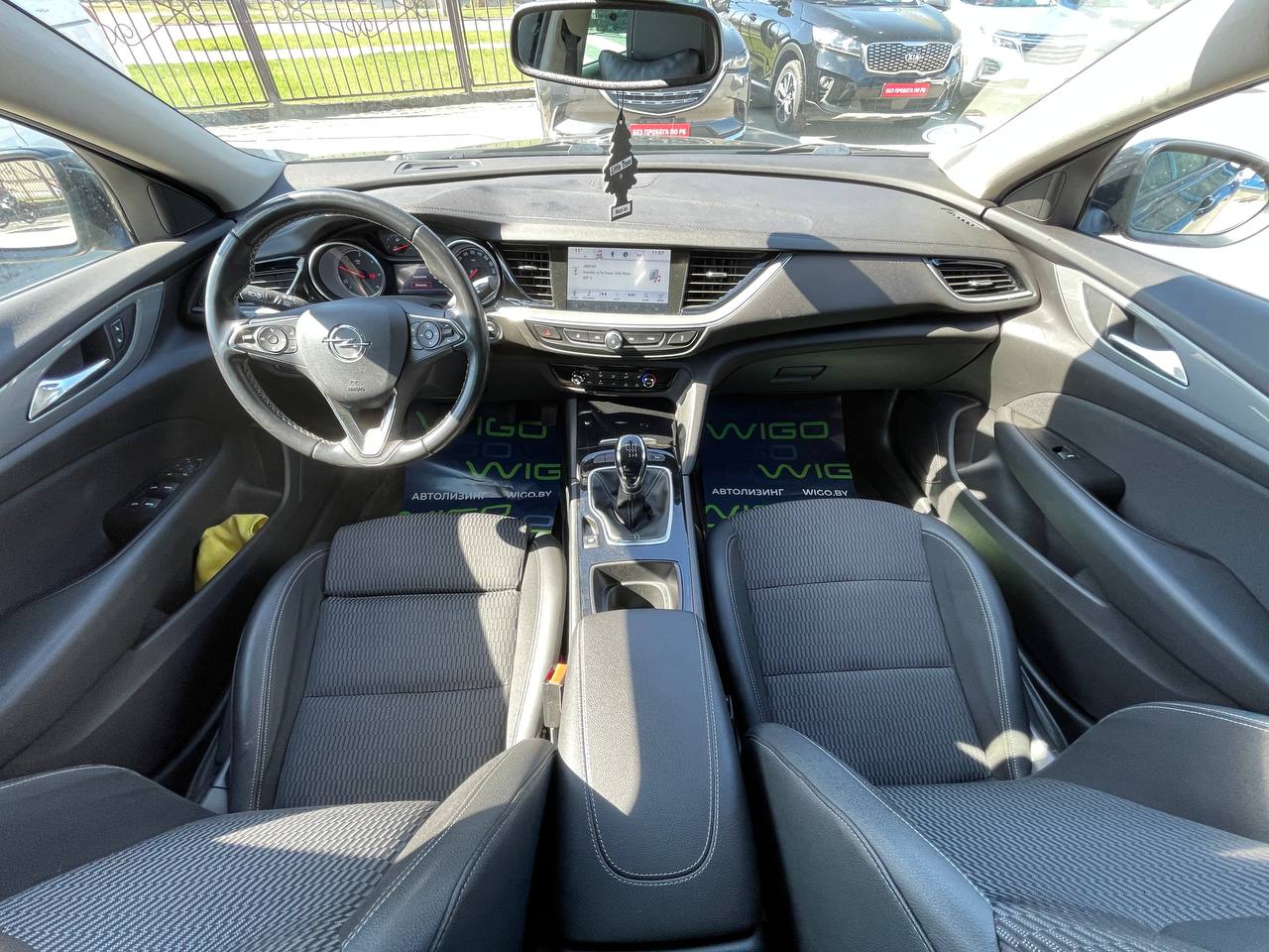 Фото автомобиля 3