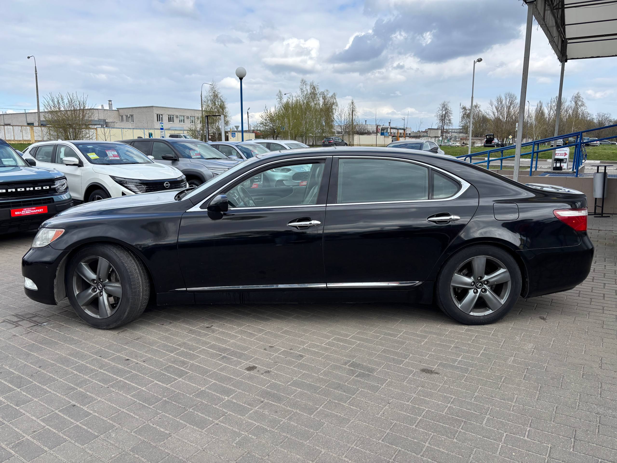 Фото автомобиля 7