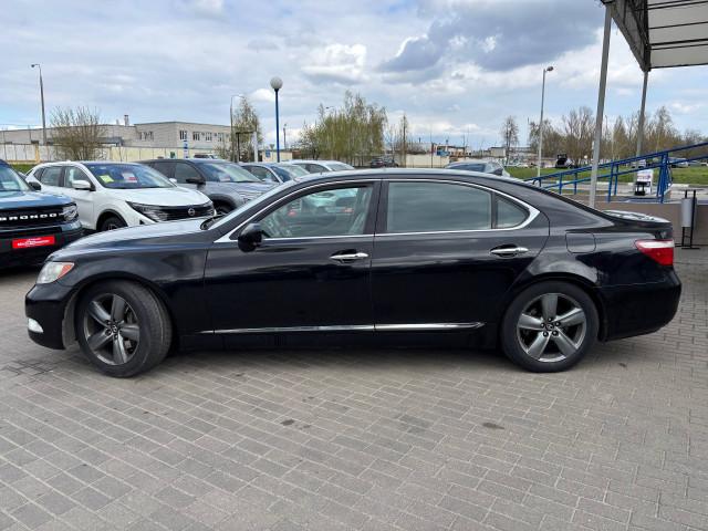 Фото автомобиля 7