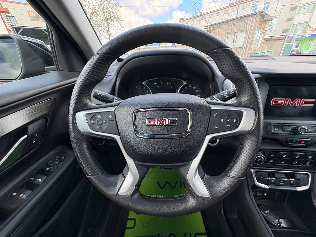 Фото автомобиля 11