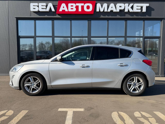 Фото автомобиля 3