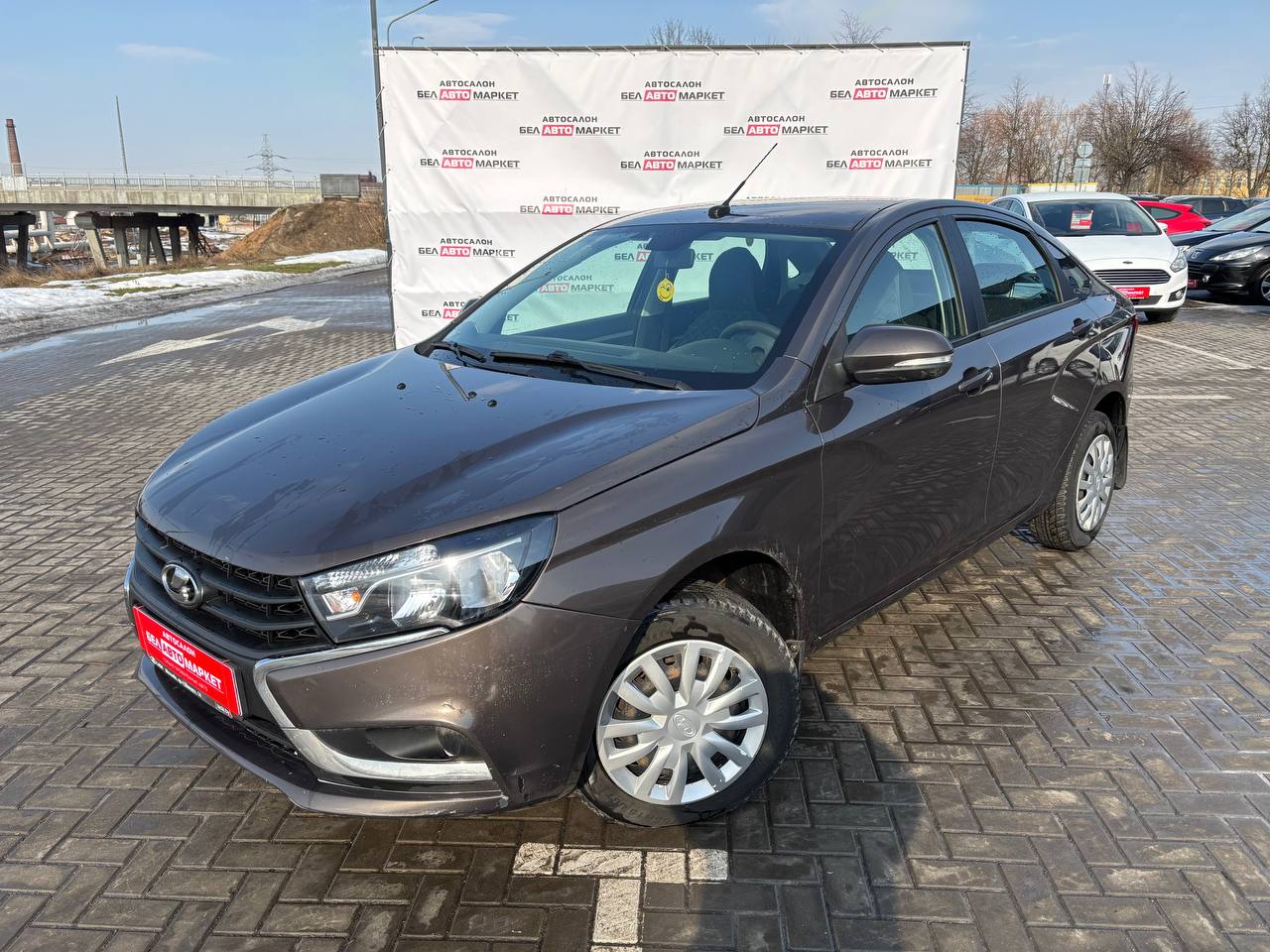 авто с пробегом lada (ВАЗ) vesta 2019