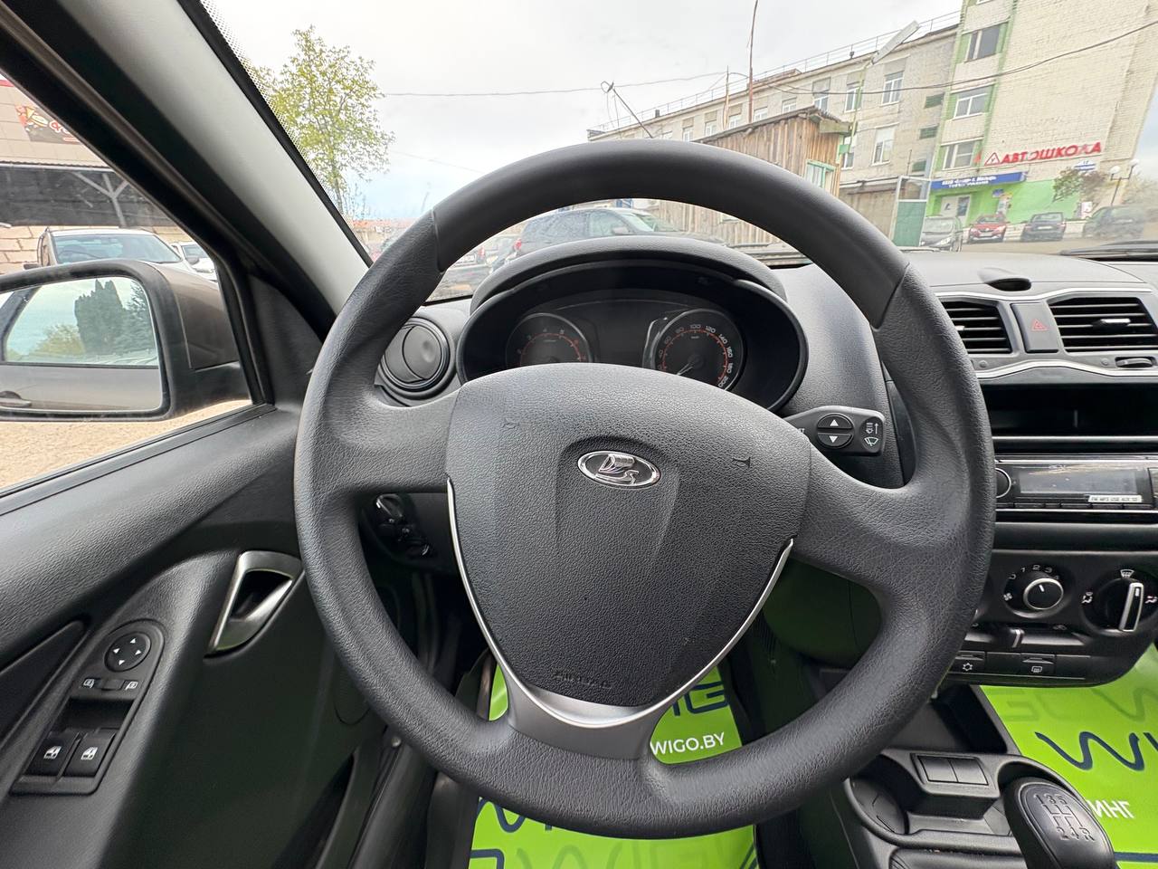 Фото автомобиля 11