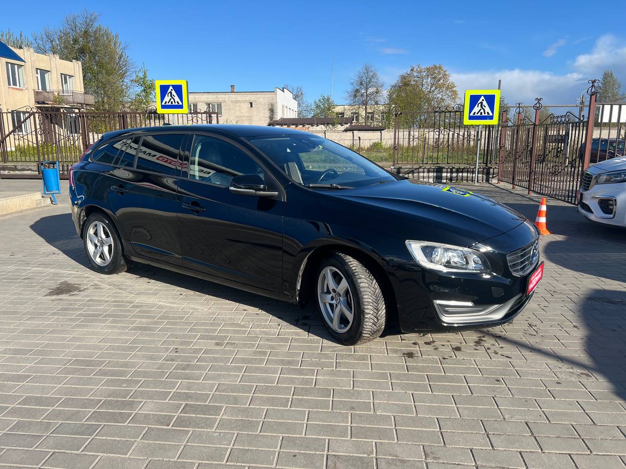 Фото автомобиля 3