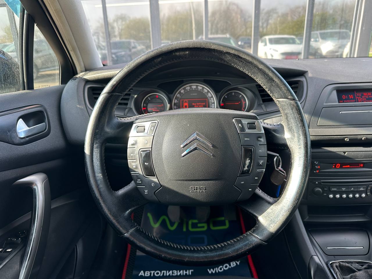 Фото автомобиля 12