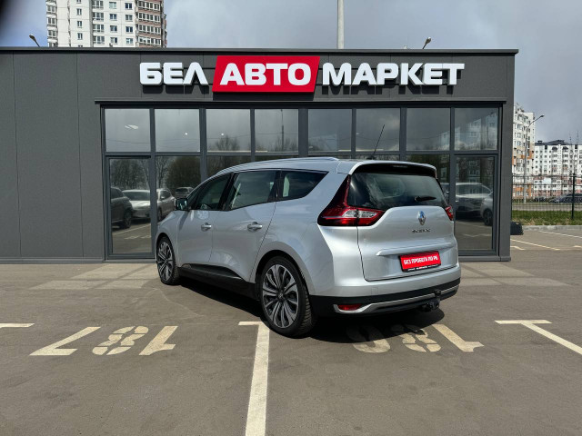 Фото автомобиля 7