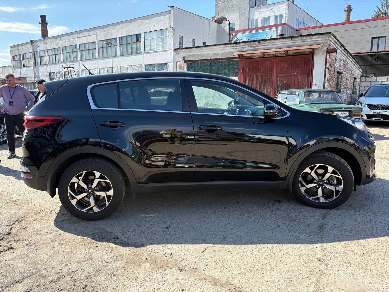 Фото автомобиля 3
