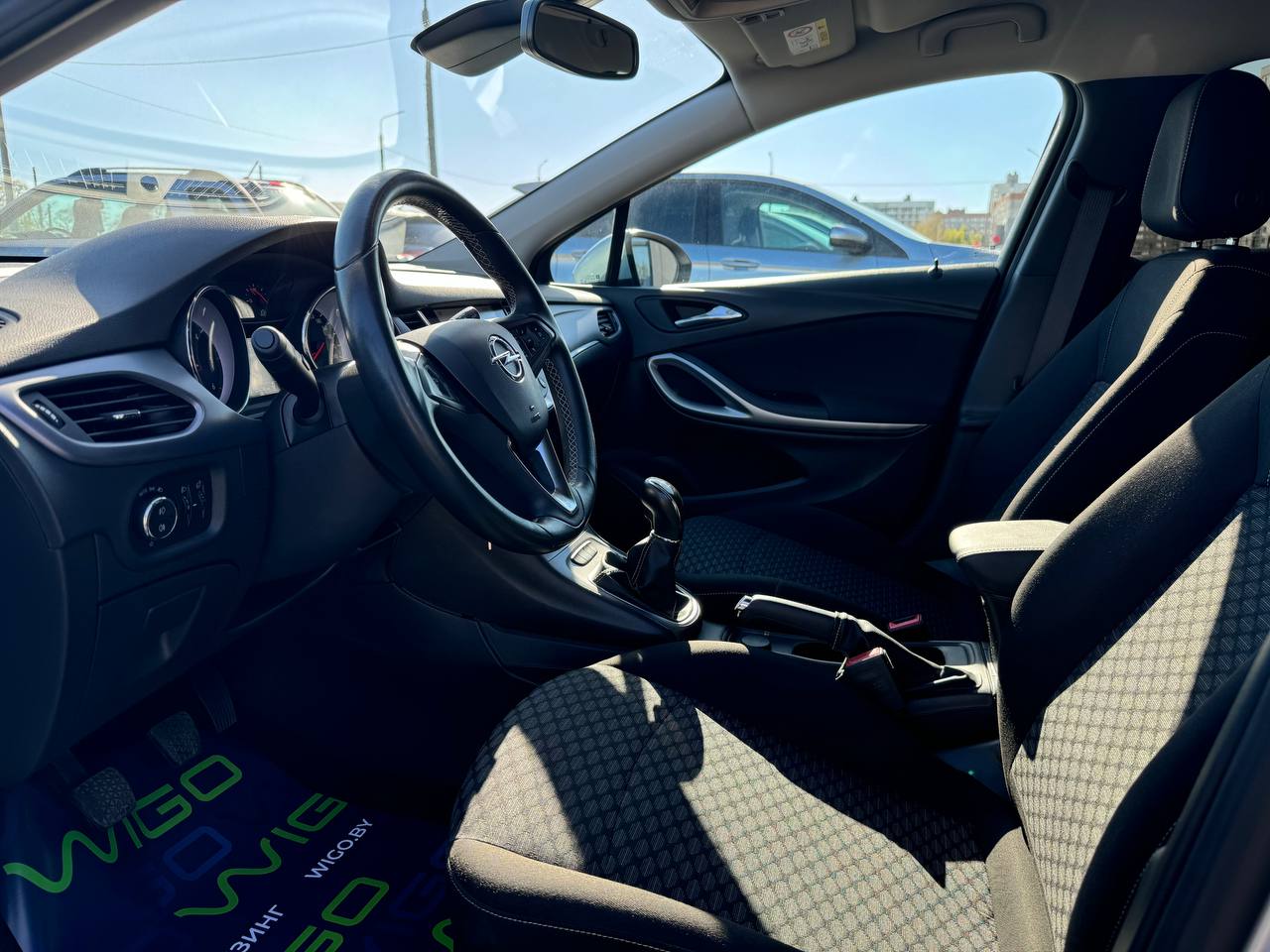 Фото автомобиля 8