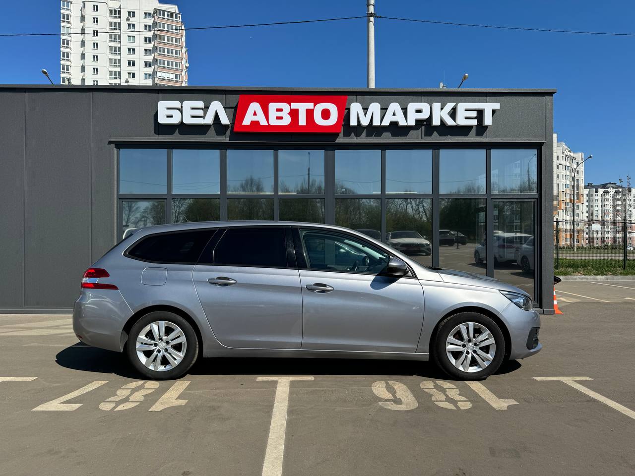Фото автомобиля 3