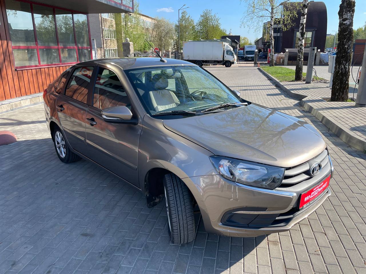 Фото автомобиля 2