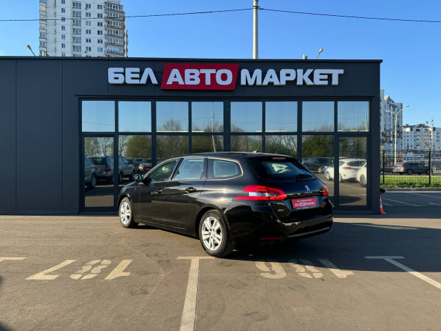Фото автомобиля 6