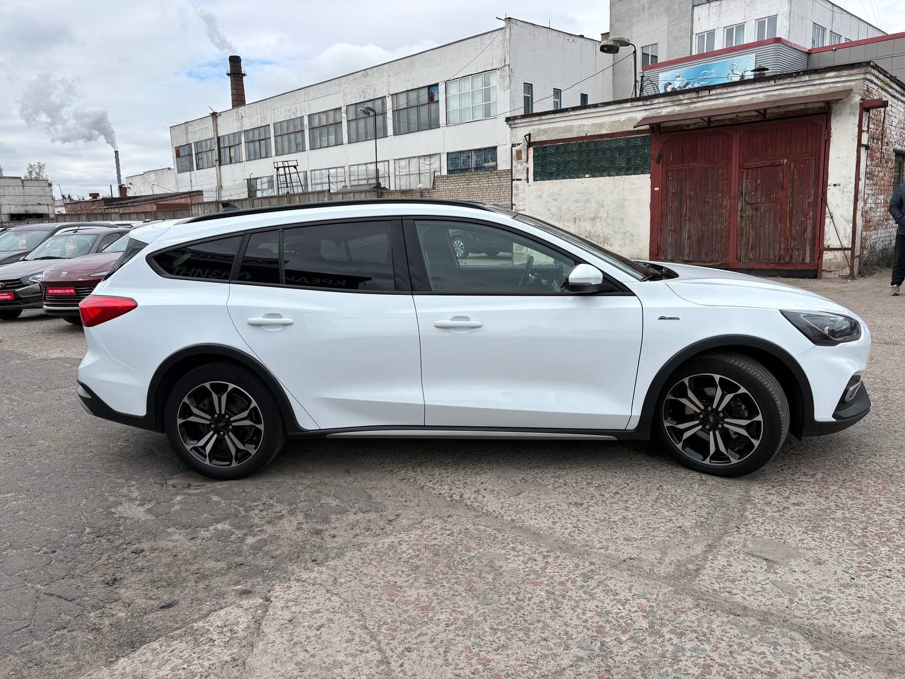 Фото автомобиля 3