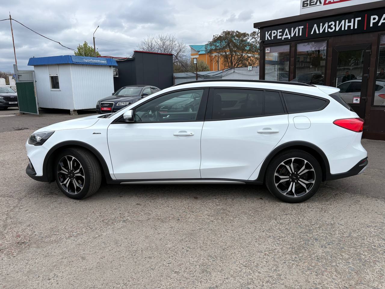 Фото автомобиля 7