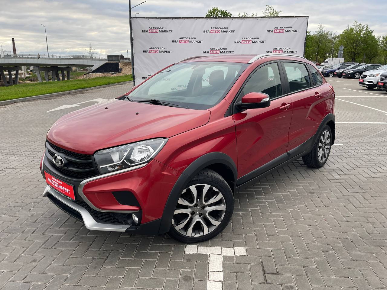авто с пробегом lada (ВАЗ) xray cross 2018