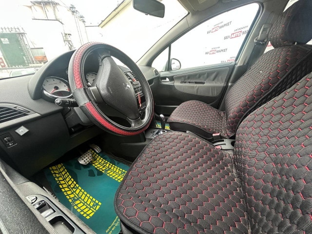 Фото автомобиля 5