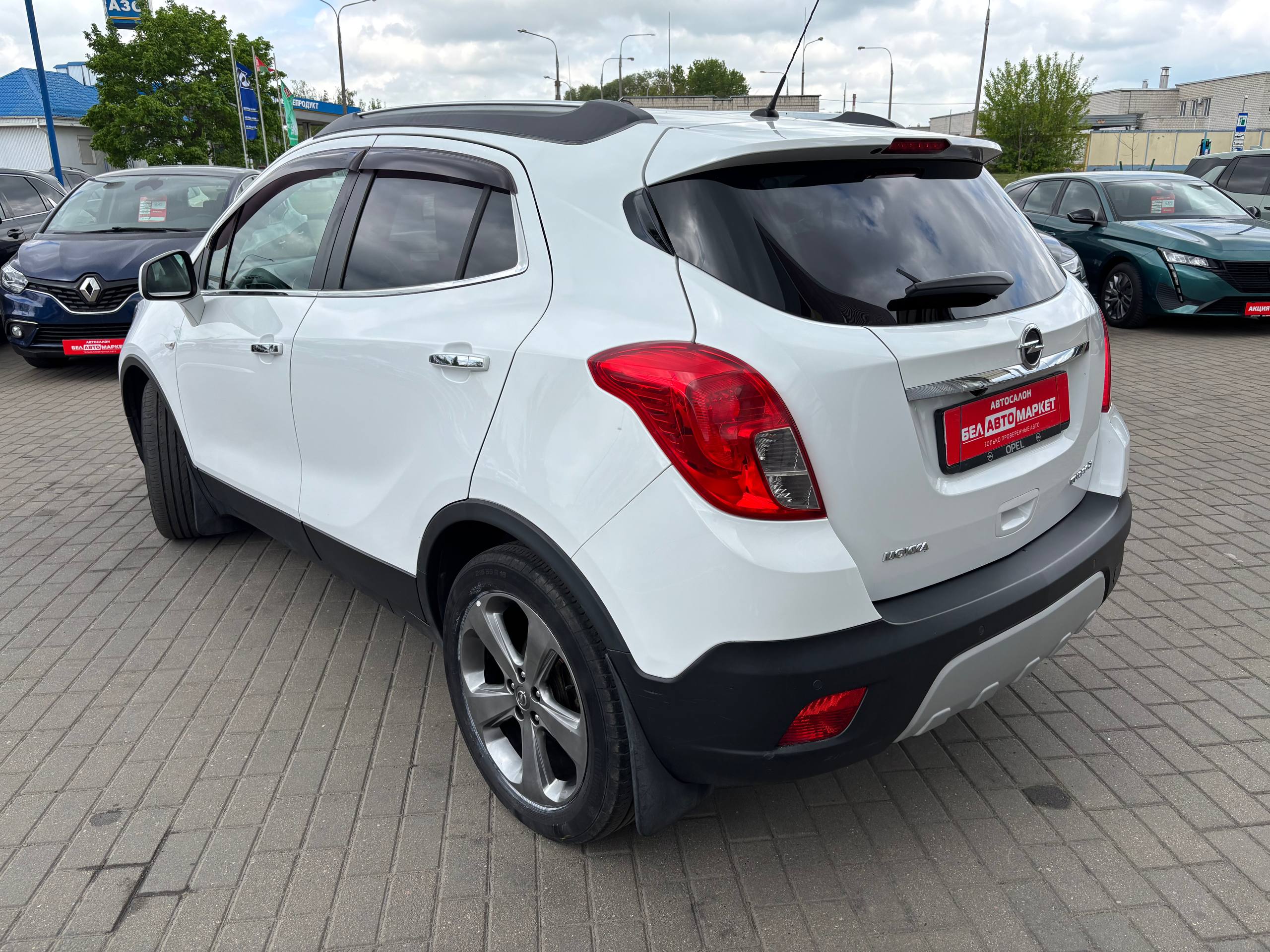 Фото автомобиля 6