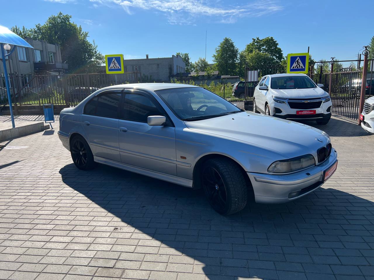 Фото автомобиля 3