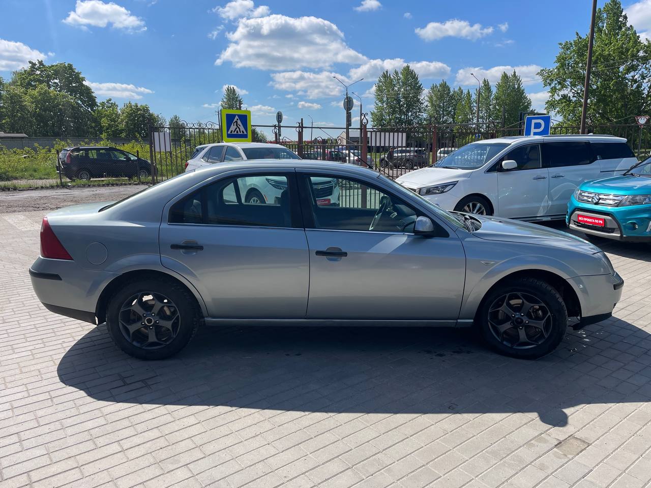 Фото автомобиля 3