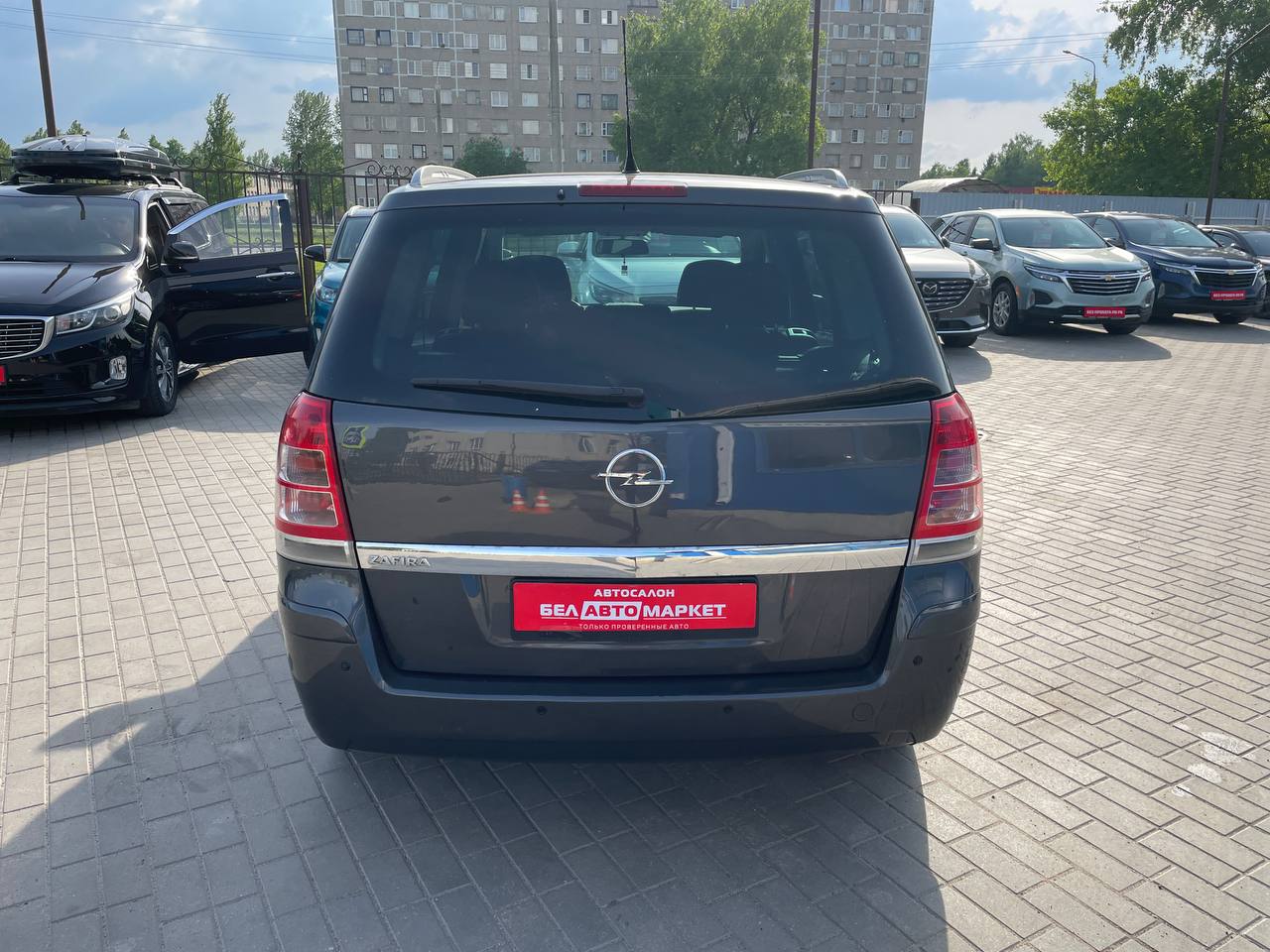 Фото автомобиля 9