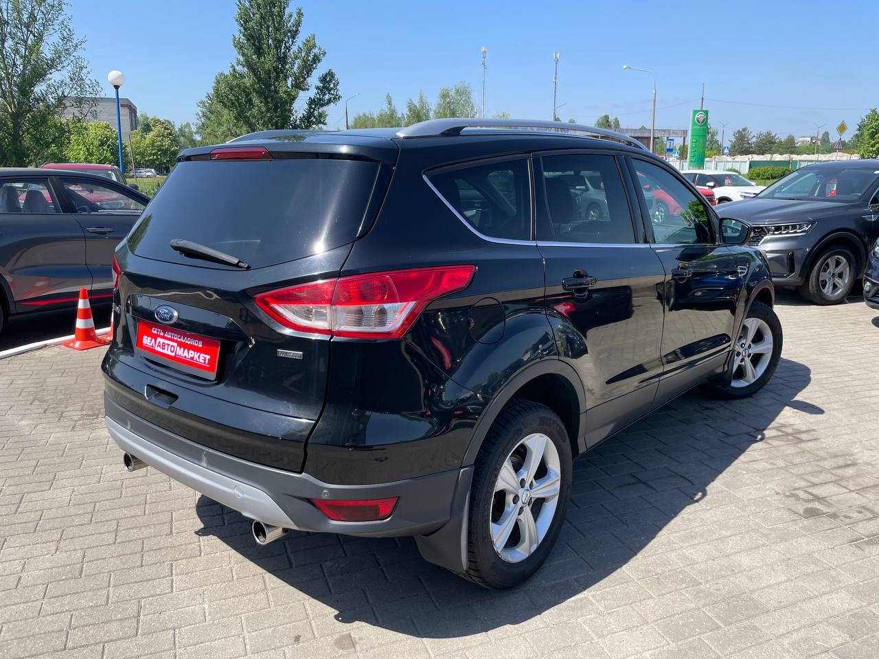 Фото автомобиля 2