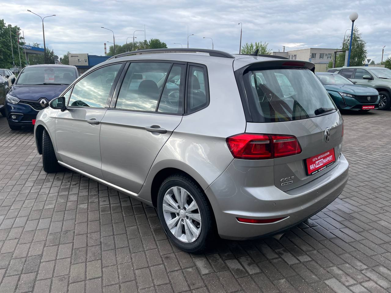 Фото автомобиля 6