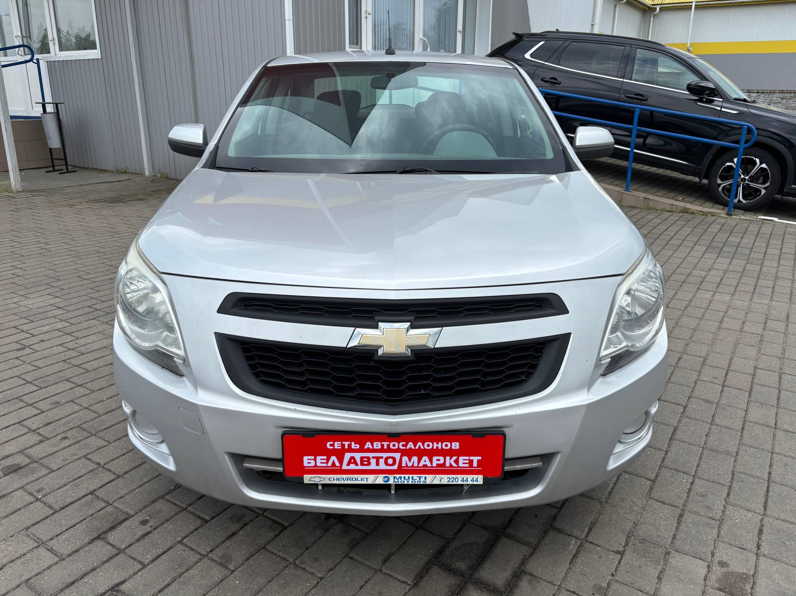 Фото автомобиля 2