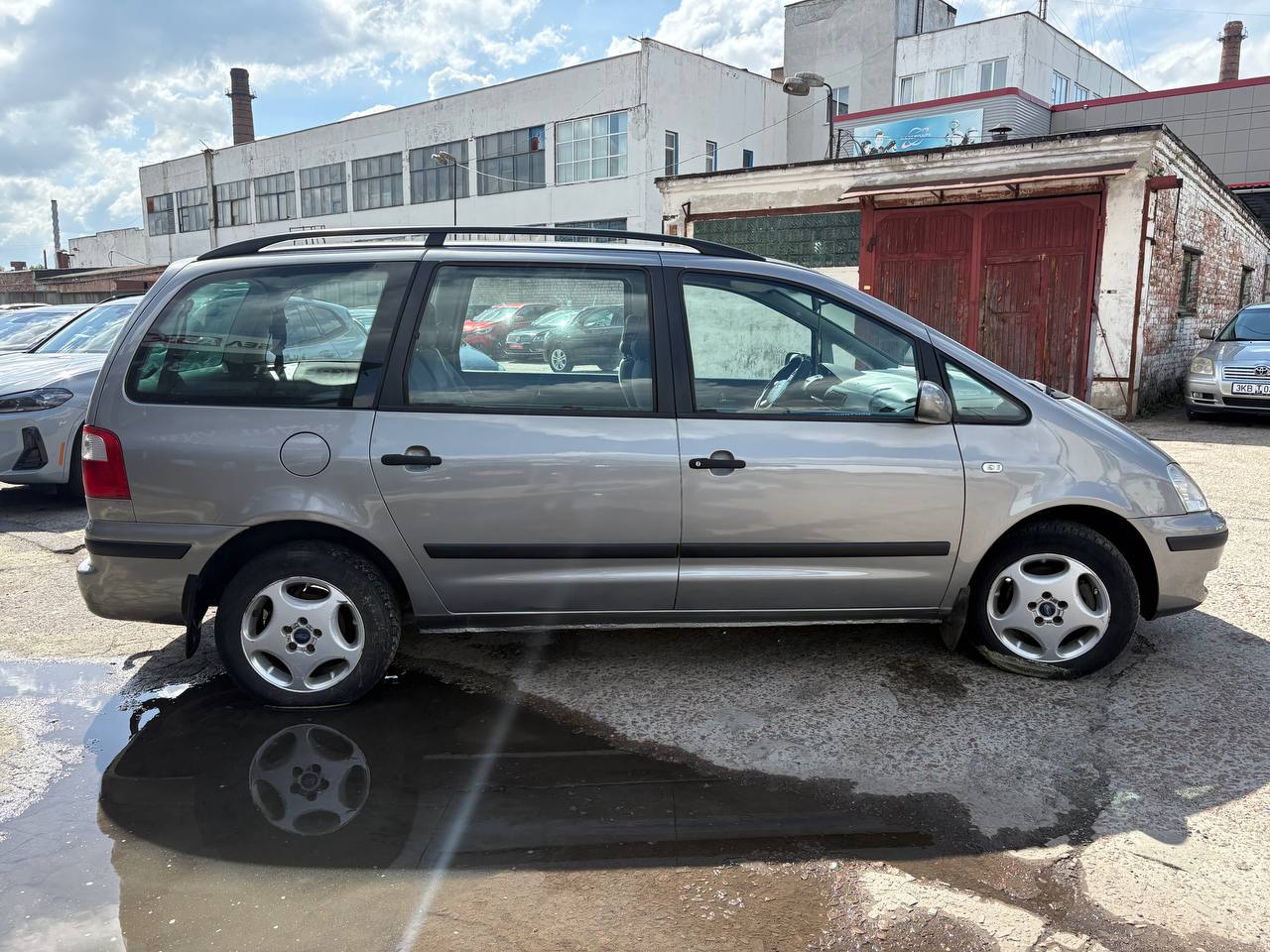 Фото автомобиля 3