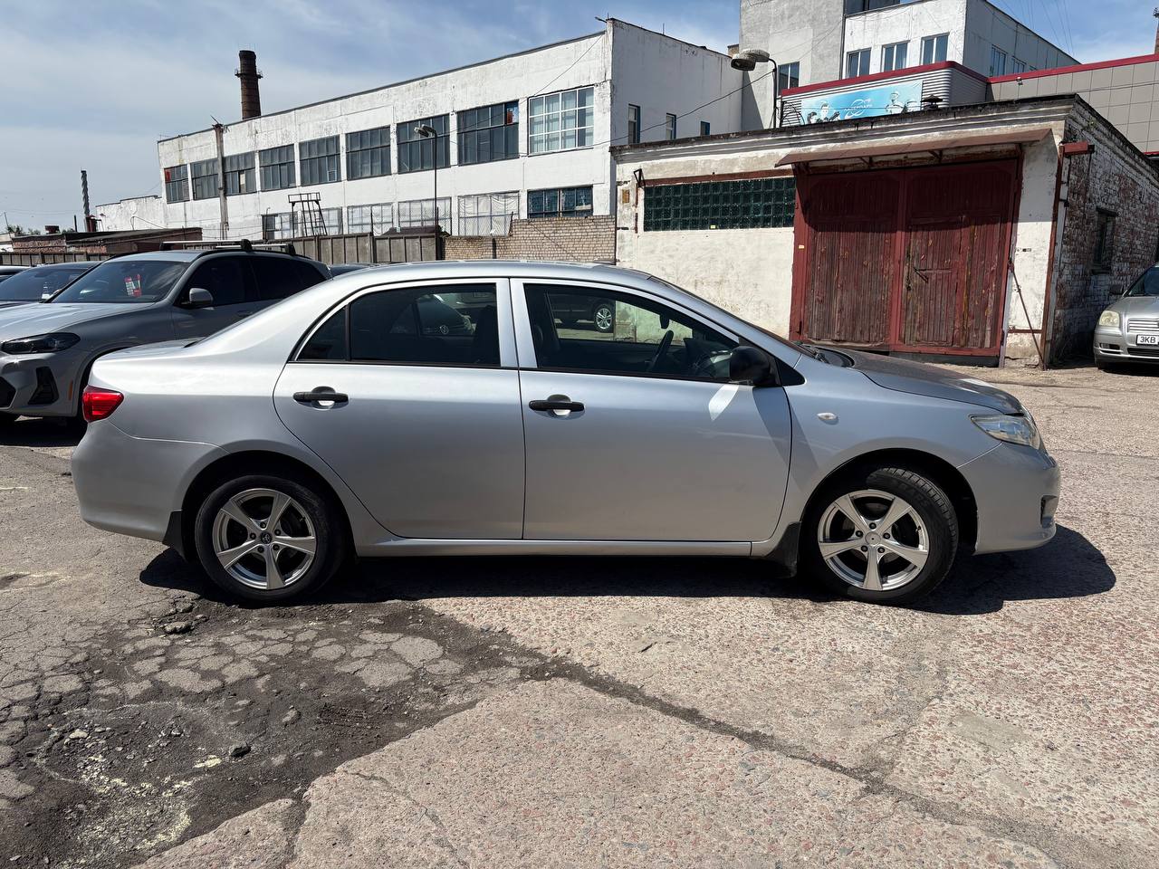 Фото автомобиля 3