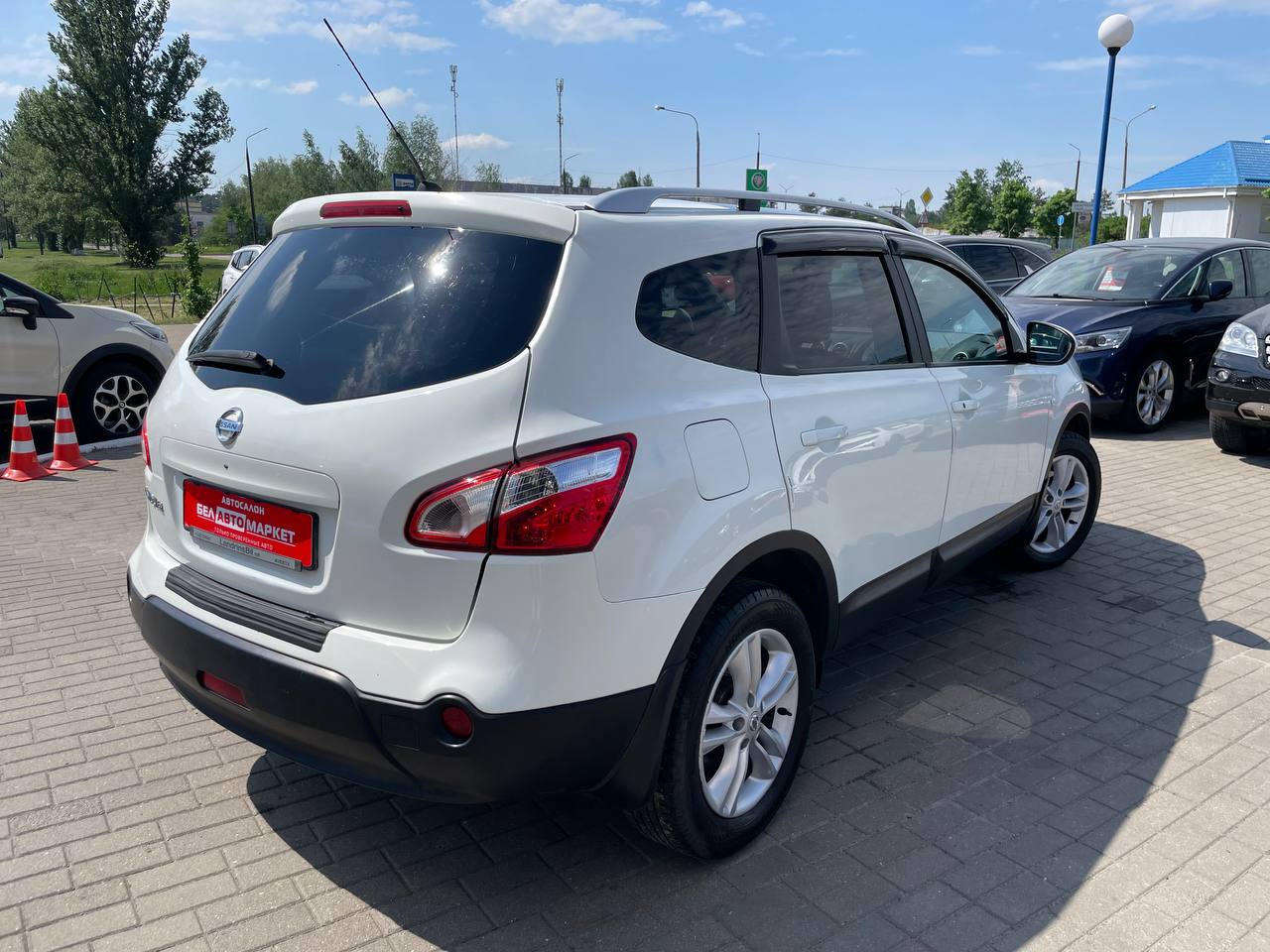 Фото автомобиля 6