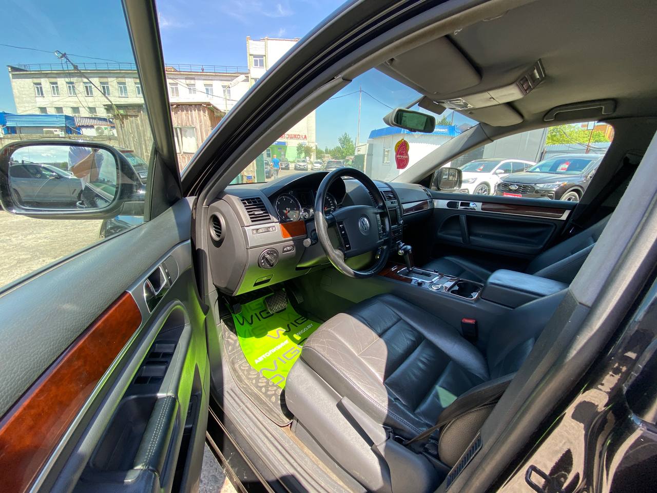 Фото автомобиля 8