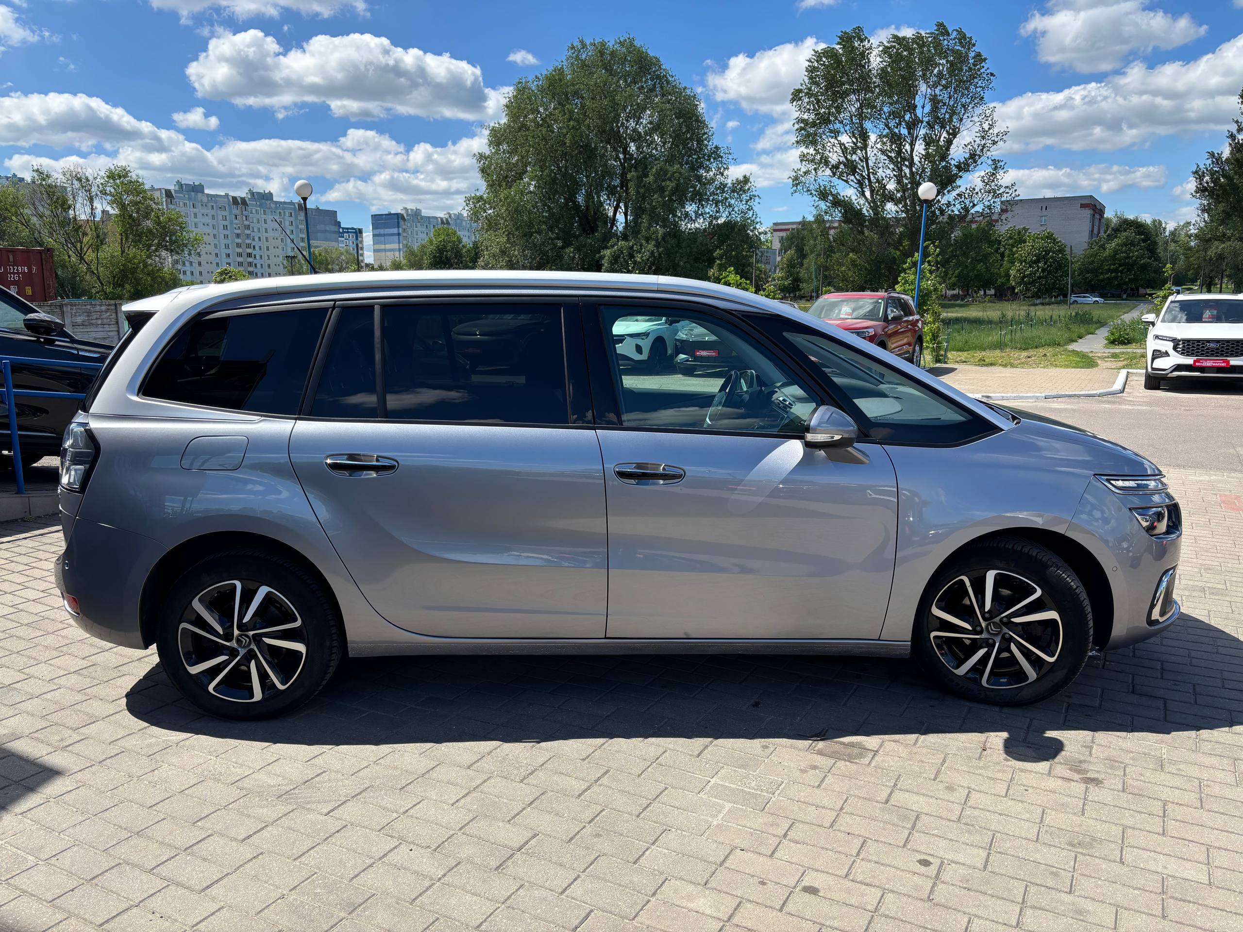 Фото автомобиля 5