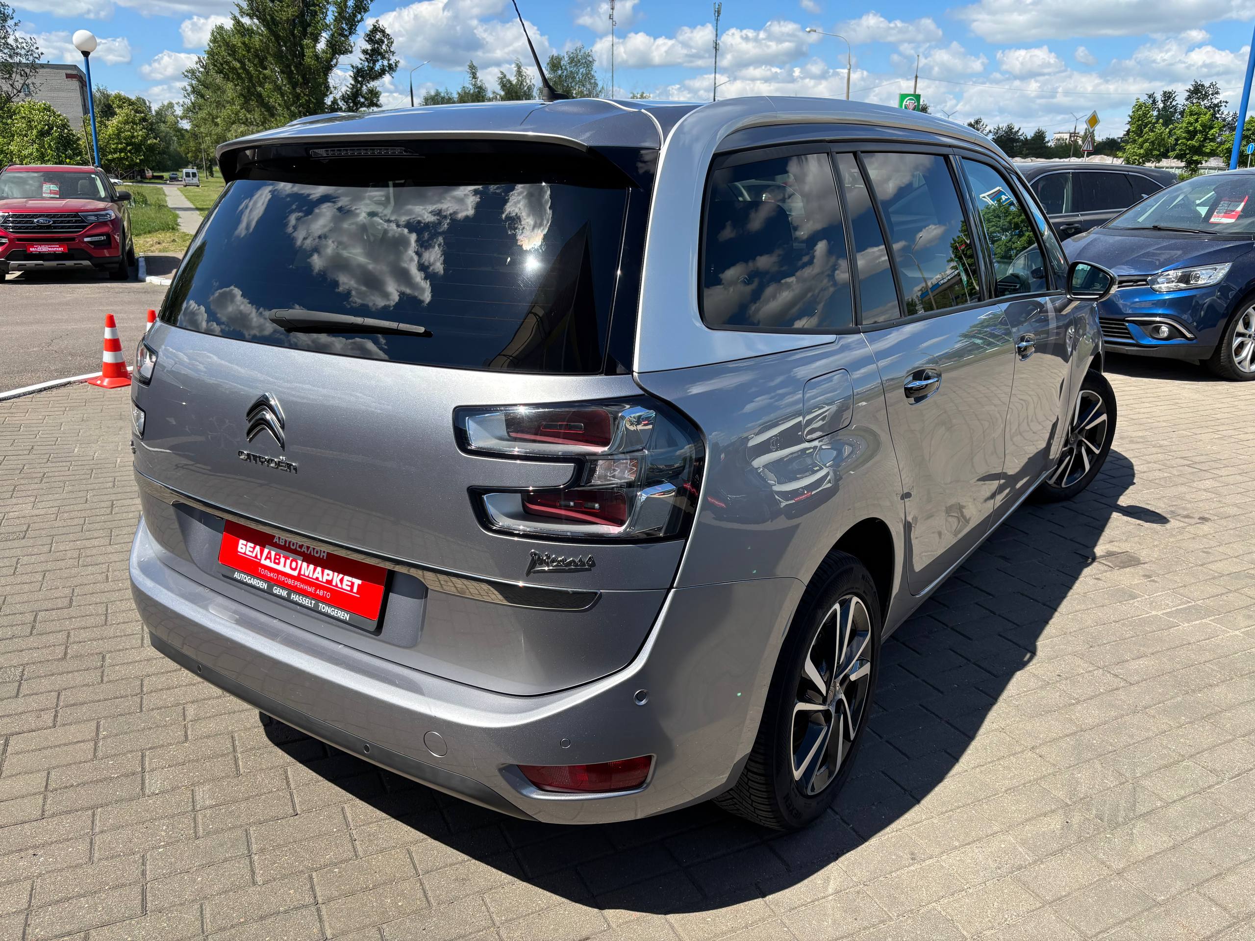 Фото автомобиля 6