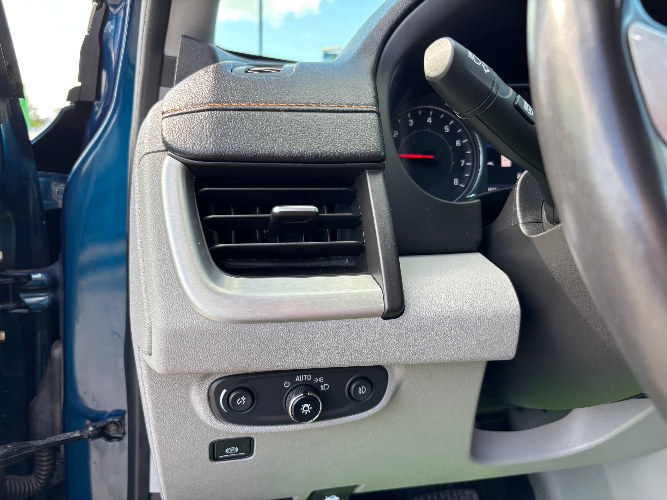 Фото автомобиля 13