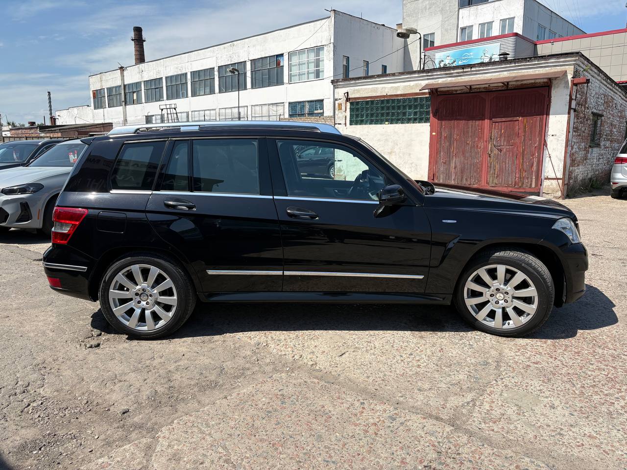 Фото автомобиля 3
