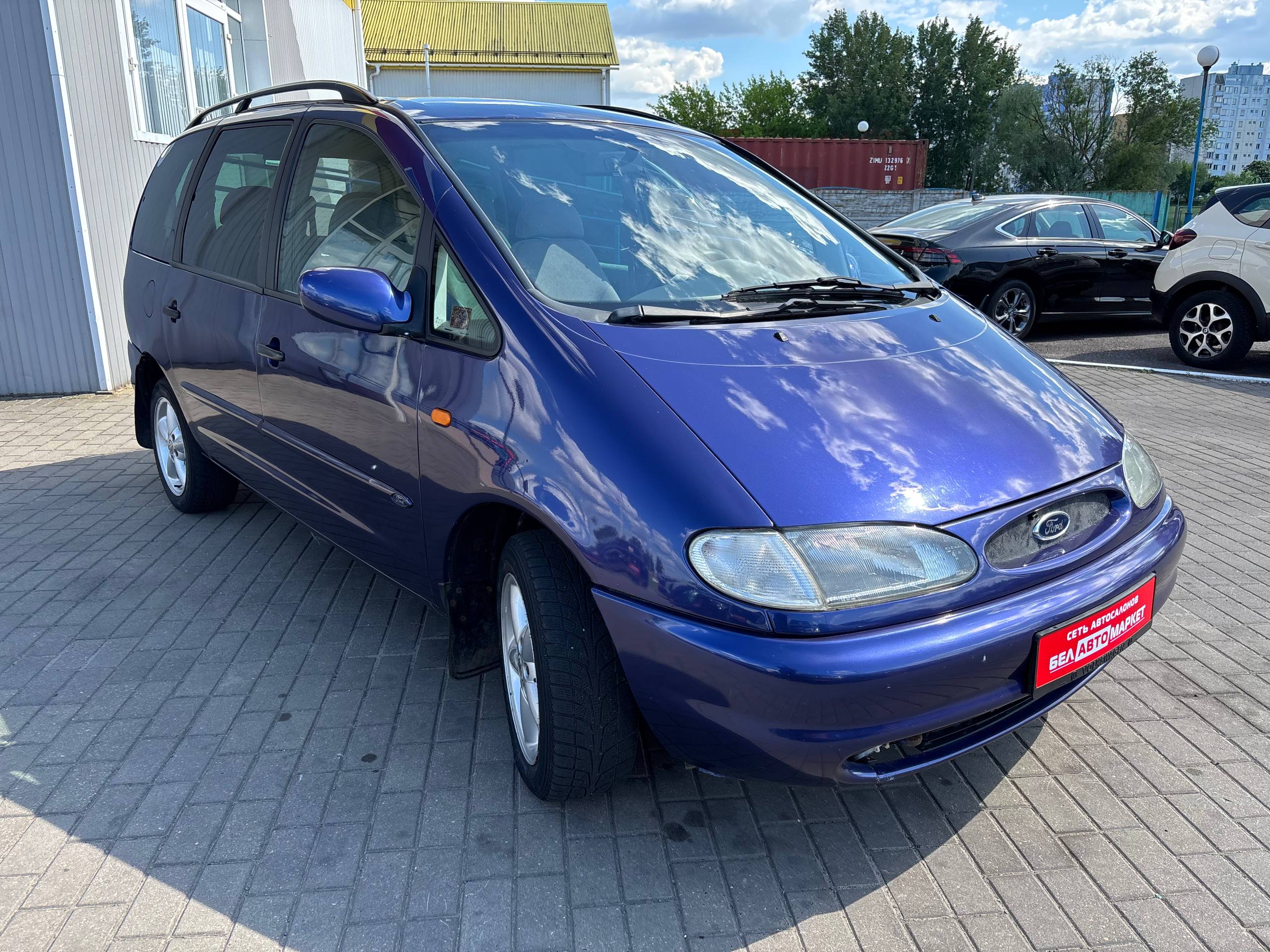 Фото автомобиля 2