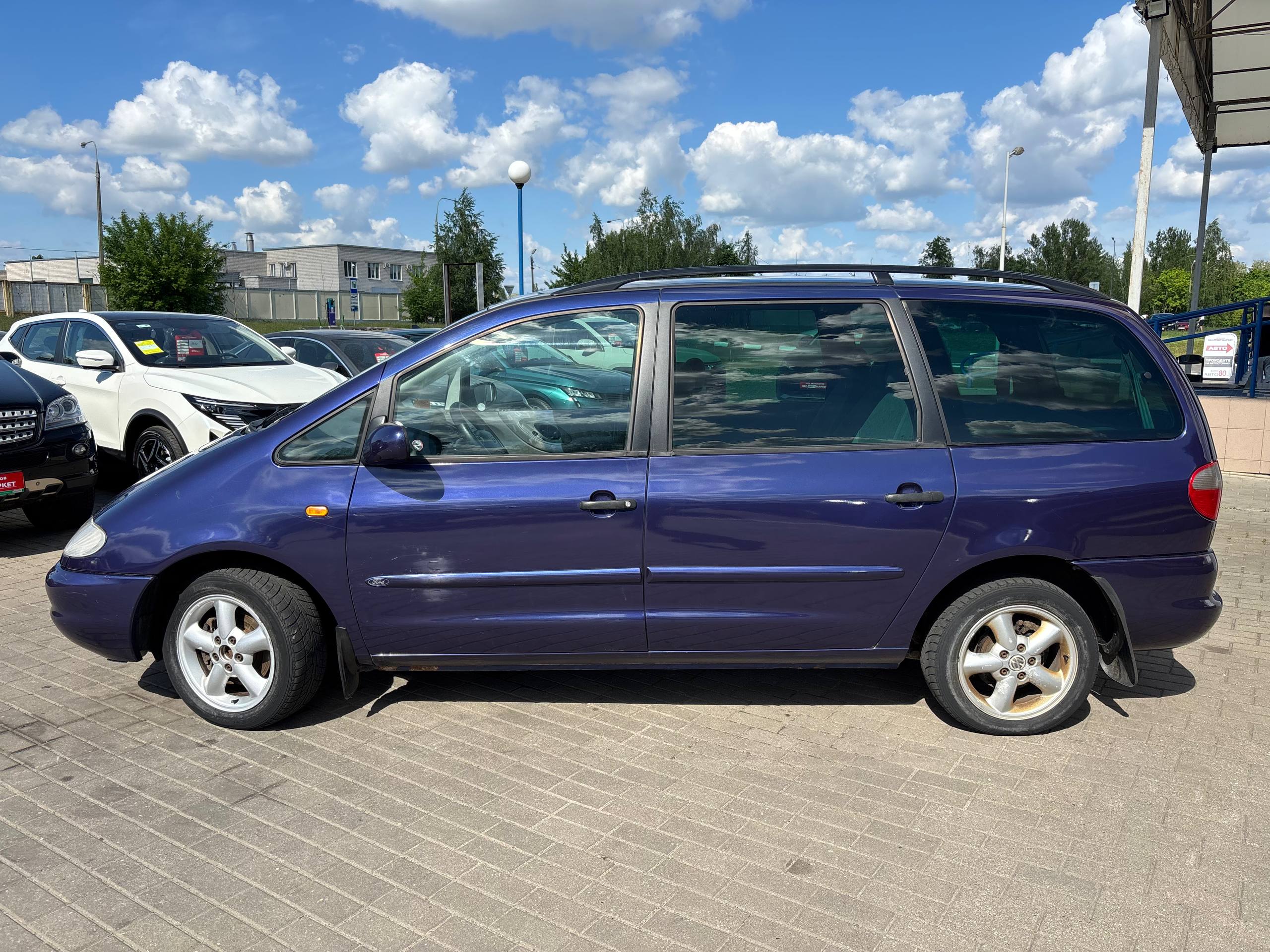Фото автомобиля 8