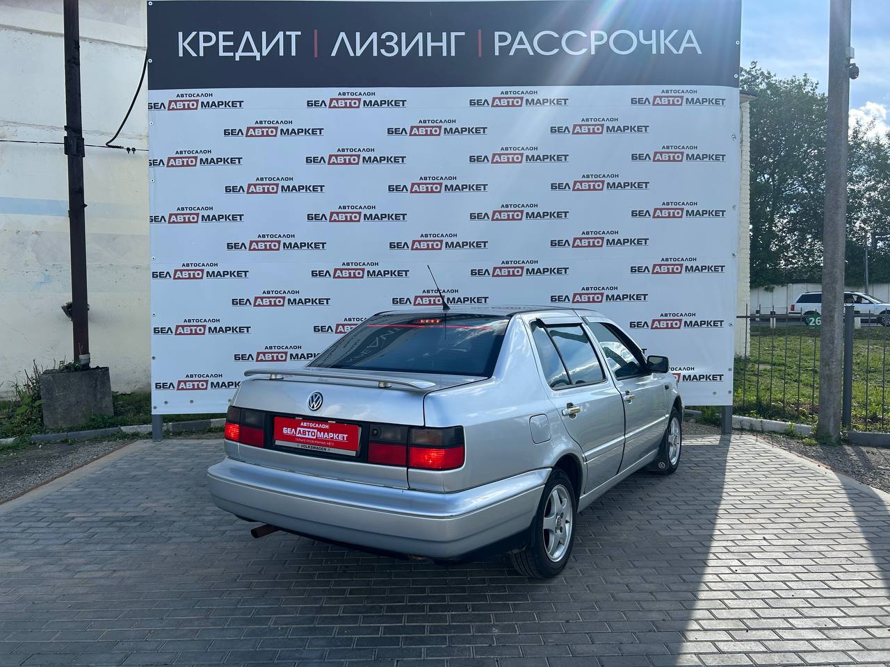 Фото автомобиля 2